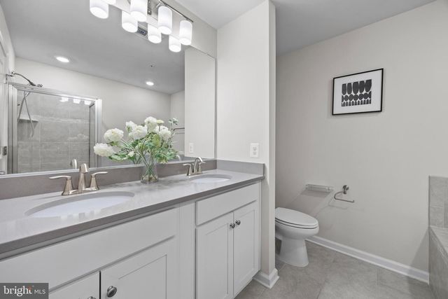 5936 FORUM SQ, Frederick, MD 21703