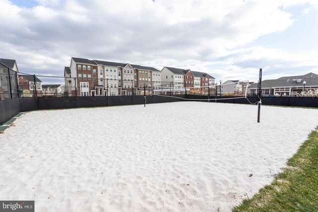 5936 FORUM SQ, Frederick, MD 21703