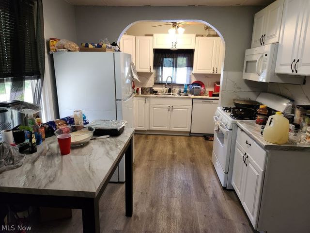 12903 Oakfield Avenue, Cleveland, OH 44105