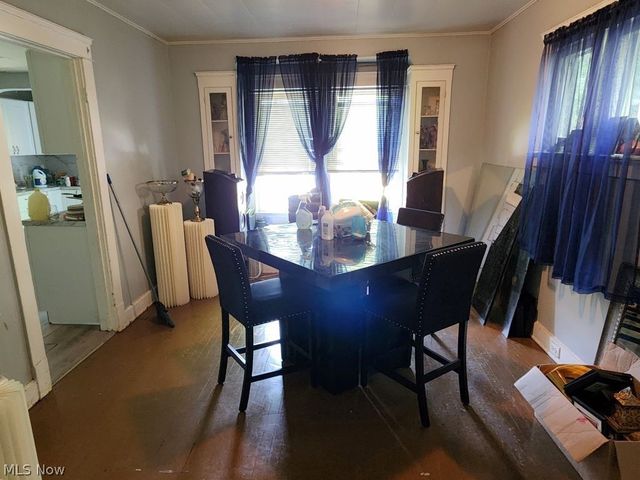 12903 Oakfield Avenue, Cleveland, OH 44105