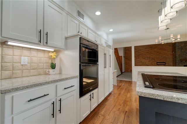 11269 Hadley Street, Overland Park, KS 66210