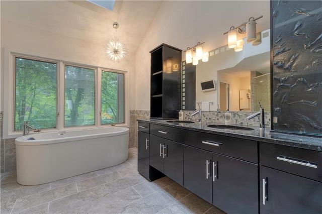 11269 Hadley Street, Overland Park, KS 66210