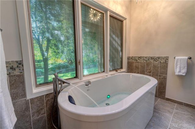 11269 Hadley Street, Overland Park, KS 66210