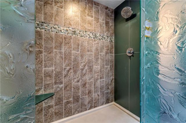 11269 Hadley Street, Overland Park, KS 66210
