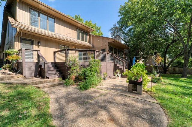 11269 Hadley Street, Overland Park, KS 66210