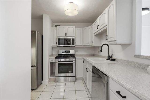 620 Peachtree Street NE 1607, Atlanta, GA 30308