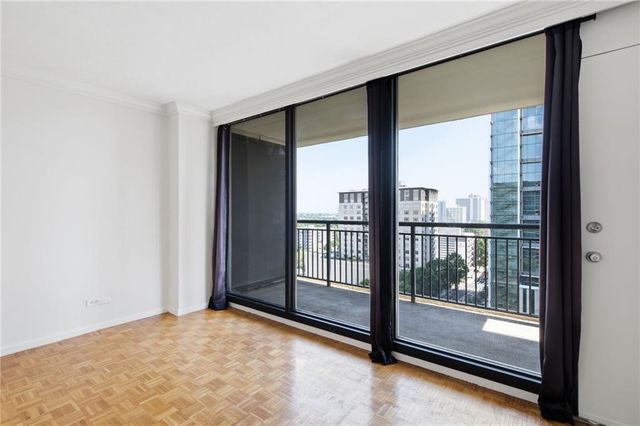 620 Peachtree Street NE 1607, Atlanta, GA 30308