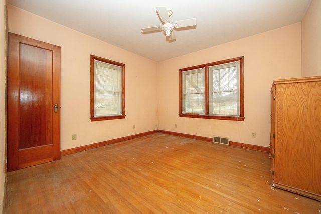 133 East End Avenue, Evansdale, IA 50707