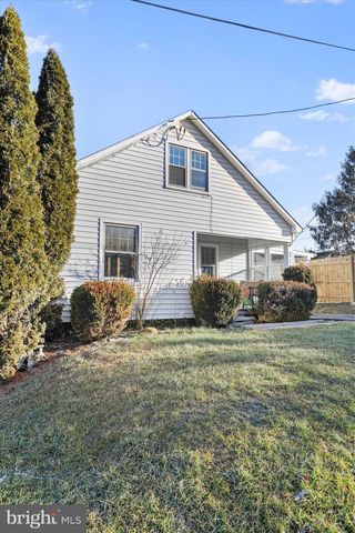 255 W MARATHON PL, Romney, WV 26757