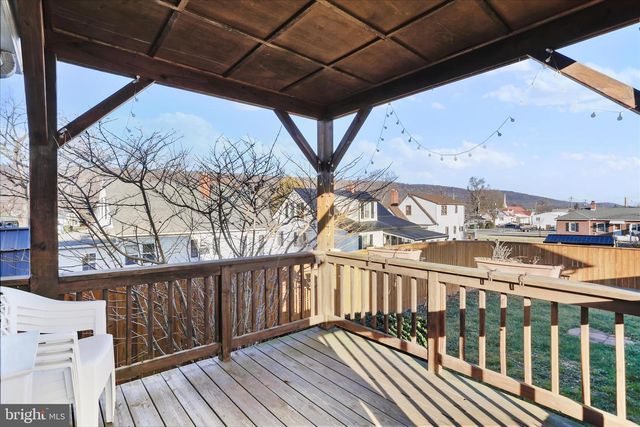 255 W MARATHON PL, Romney, WV 26757