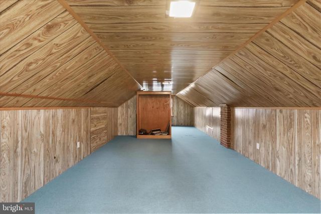 255 W MARATHON PL, Romney, WV 26757