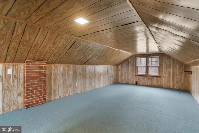 255 W MARATHON PL, Romney, WV 26757