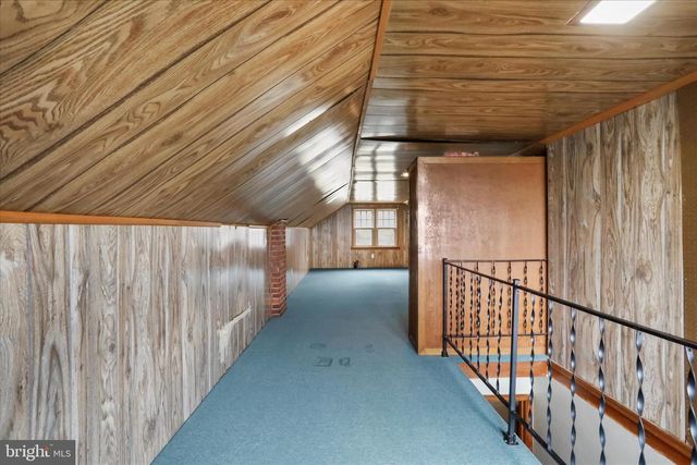 255 W MARATHON PL, Romney, WV 26757