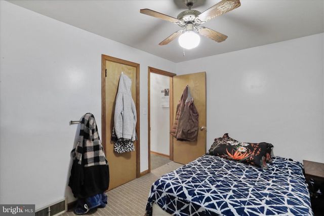 255 W MARATHON PL, Romney, WV 26757