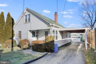 255 W MARATHON PL, Romney, WV 26757