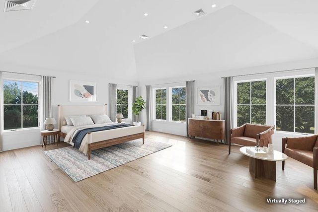 3 Dellaria Avenue, Southampton, NY 11968