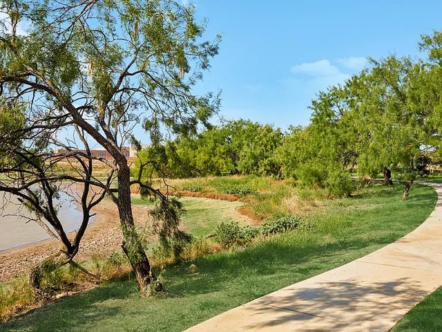 420 Backcountry Drive, Little Elm, TX 75068