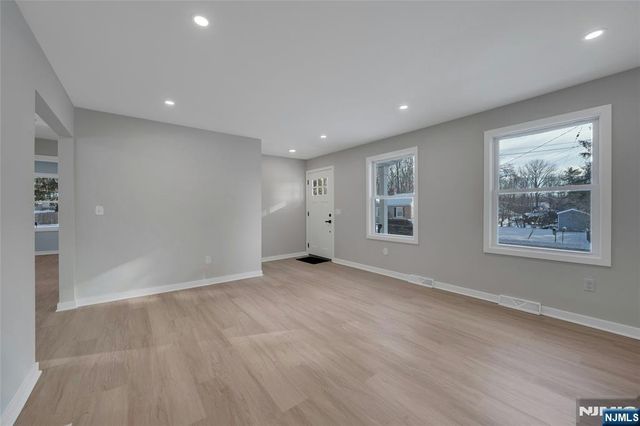 116 Sunset Boulevard, Newton, NJ 07860