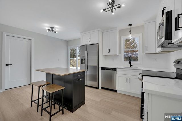 116 Sunset Boulevard, Newton, NJ 07860