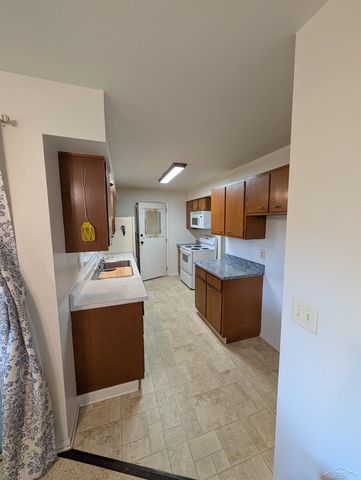 3323 Peale Drive, Saginaw, MI 48602