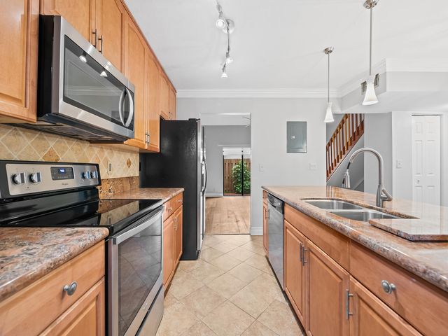3344 NW 103rd Avenue, Sunrise, FL 33351