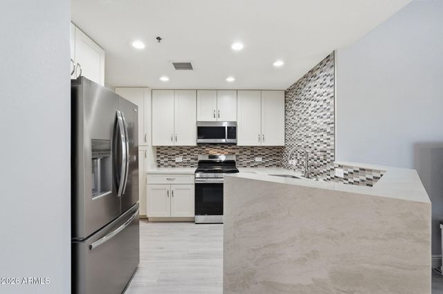17 W VERNON Avenue 31, Phoenix, AZ 85003