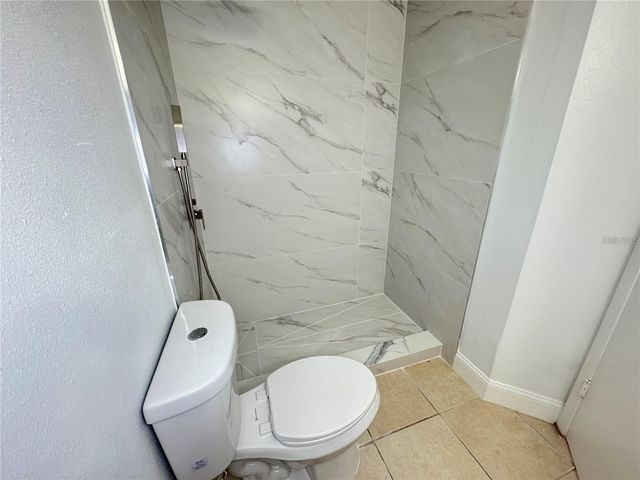 3038 PARKWAY BOULEVARD 208, Kissimmee, FL 34747