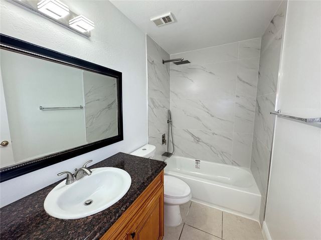 3038 PARKWAY BOULEVARD 208, Kissimmee, FL 34747