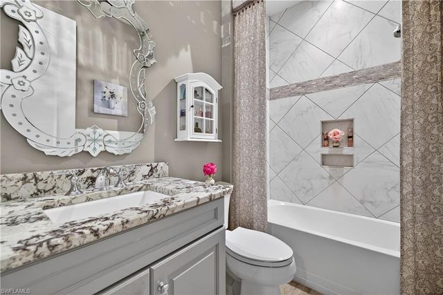 23268 Sanabria LOOP, Bonita Springs, FL 34135