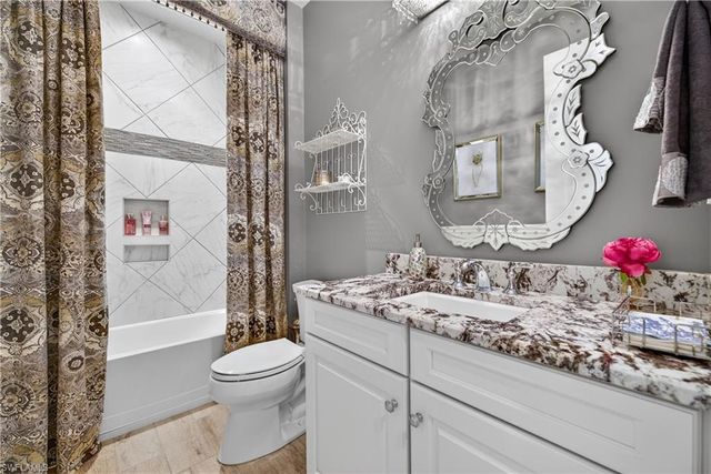 23268 Sanabria LOOP, Bonita Springs, FL 34135