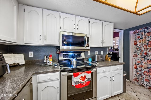 1743 LEISURE WORLD --, Mesa, AZ 85206