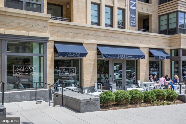 4383 WESTOVER PL NW, Washington, DC 20016