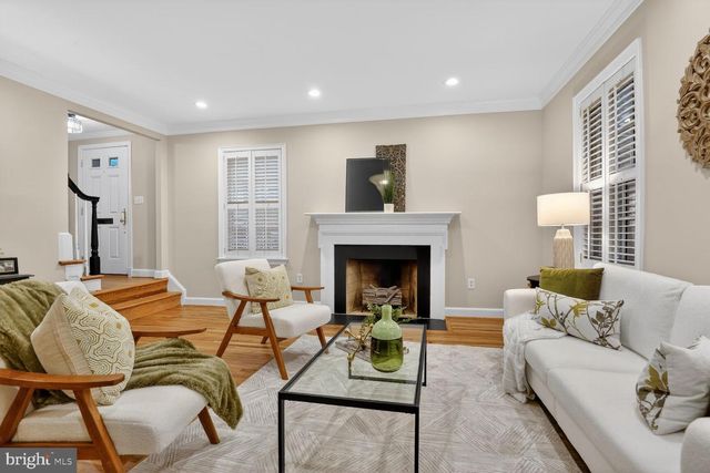 4383 WESTOVER PL NW, Washington, DC 20016