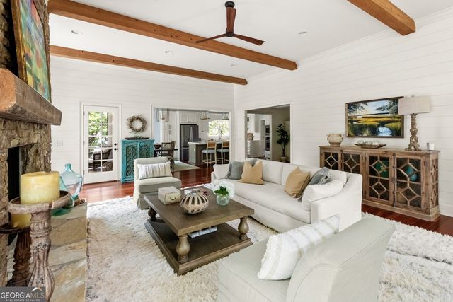 3146 Peachtree Drive NE, Atlanta, GA 30305