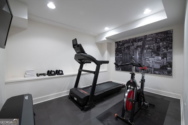 3146 Peachtree Drive NE, Atlanta, GA 30305