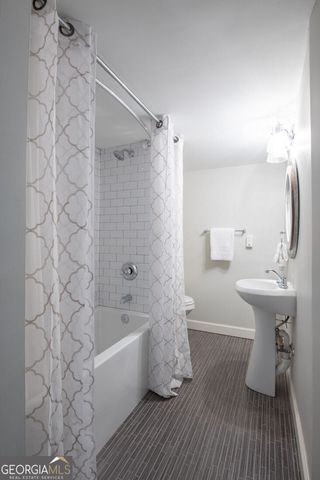 3146 Peachtree Drive NE, Atlanta, GA 30305