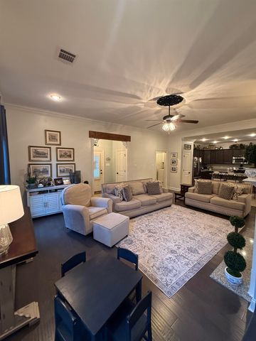 149 Magnolia Bluff Ct, Gray, LA 70359