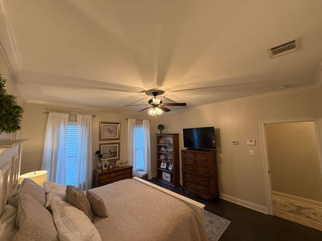 149 Magnolia Bluff Ct, Gray, LA 70359