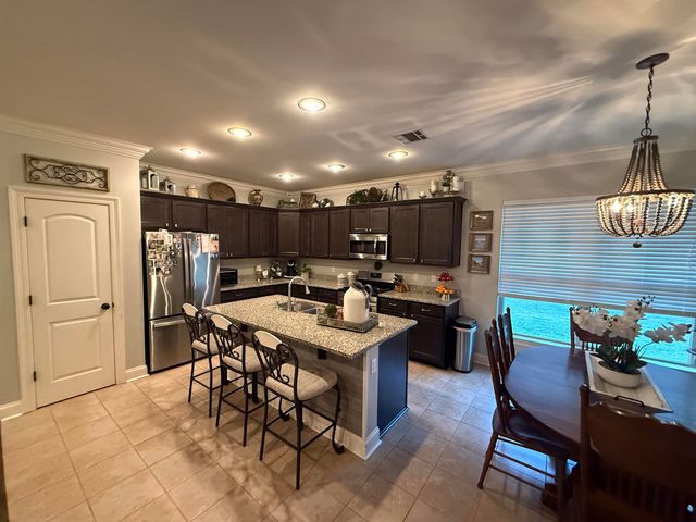 149 Magnolia Bluff Ct, Gray, LA 70359