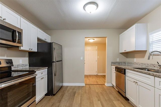 2634 E 38TH AVENUE, Tampa, FL 33610