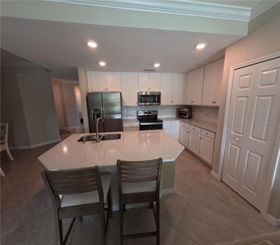 17626 GAWTHROP DRIVE 201, Bradenton, FL 34211