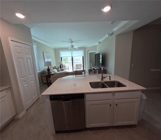 17626 GAWTHROP DRIVE 201, Bradenton, FL 34211