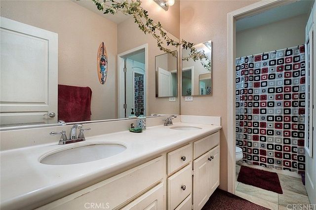 24032 Cottage Circle Drive, Valencia, CA 91354