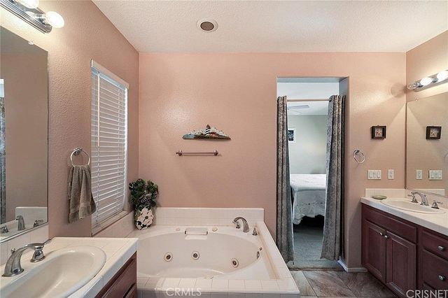 24032 Cottage Circle Drive, Valencia, CA 91354