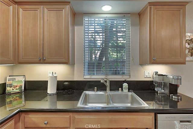 24032 Cottage Circle Drive, Valencia, CA 91354