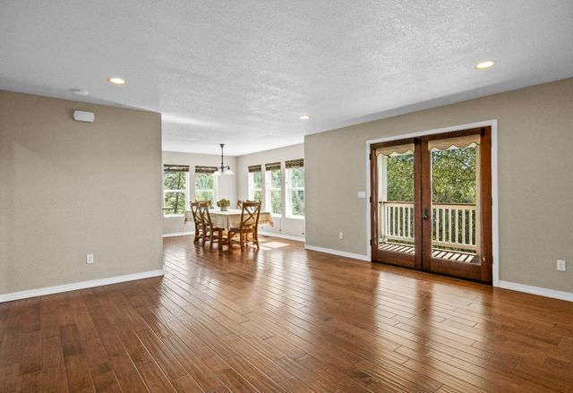 18450 Sugar Loaf Rd, Jackson, CA 95642