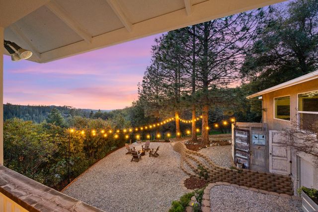 18450 Sugar Loaf Rd, Jackson, CA 95642