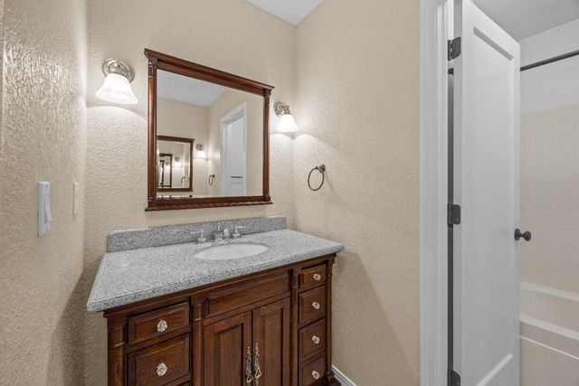 18450 Sugar Loaf Rd, Jackson, CA 95642