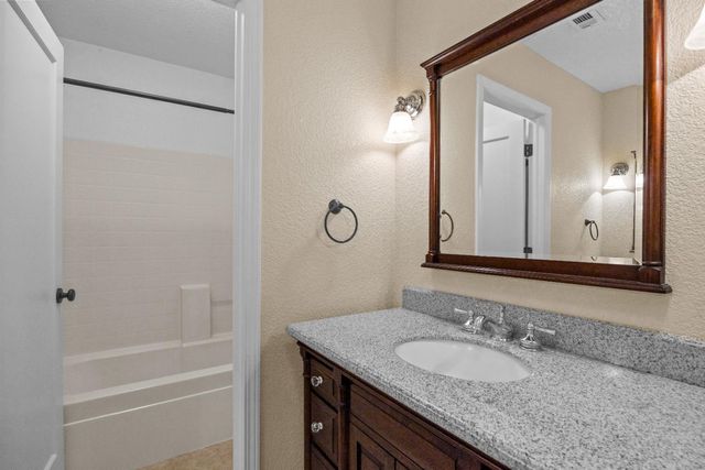 18450 Sugar Loaf Rd, Jackson, CA 95642