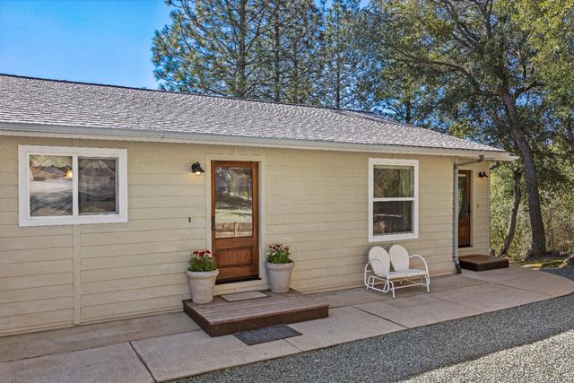 18450 Sugar Loaf Rd, Jackson, CA 95642